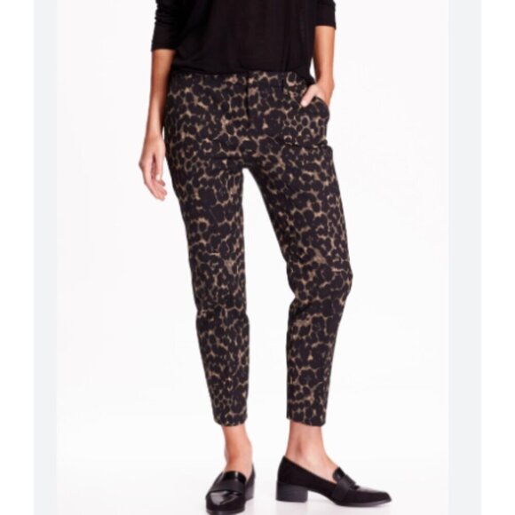 NWT Old Navy Relaxed Mid-Rise Harper Women Trousers Stovepipe size 12 Leopard - Picture 12 of 12